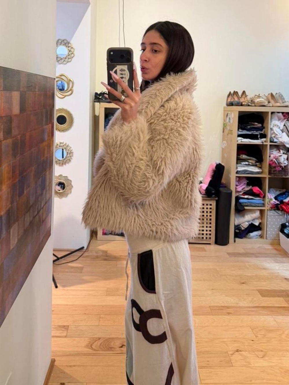 Plush Teddy Jacket in Beige - Women's Cozy Faux Fur Coat - Picture 2 of 6